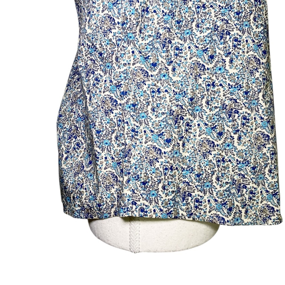 Lands’ End Blue and White Paisley Long Sleeve Button Down Shirt - Picture 6 of 14